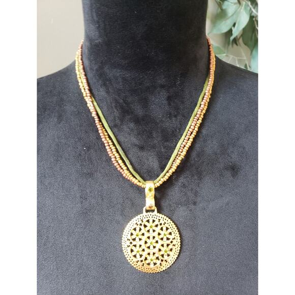 Women's Beaded Necklace Gold Filigree Pendant Lobster Clasp Boho Jewelry - Picture 1 of 5